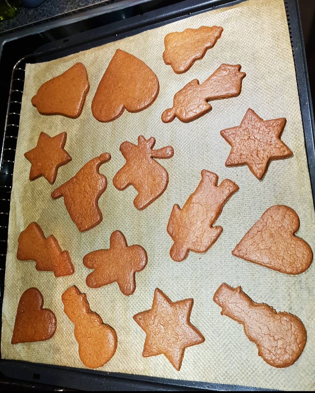 Swedish gingerbread cookies (Pepparkakor)